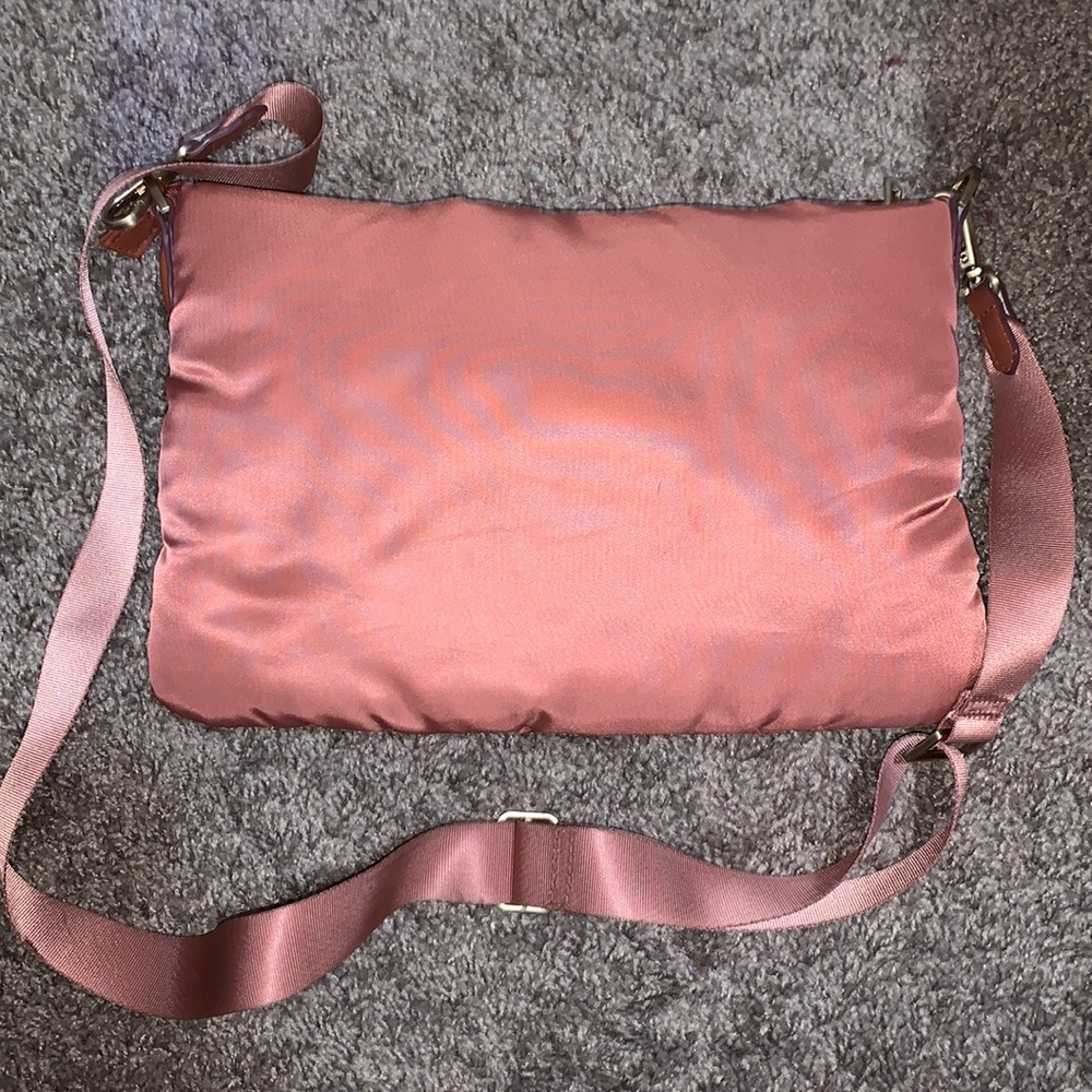 FLUFFY ORANGE CROSSBODY